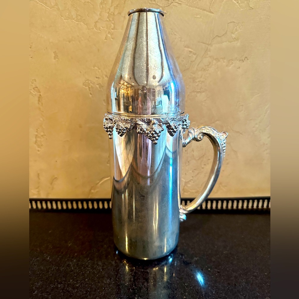 FB Rogers Wine Holder/Decanter